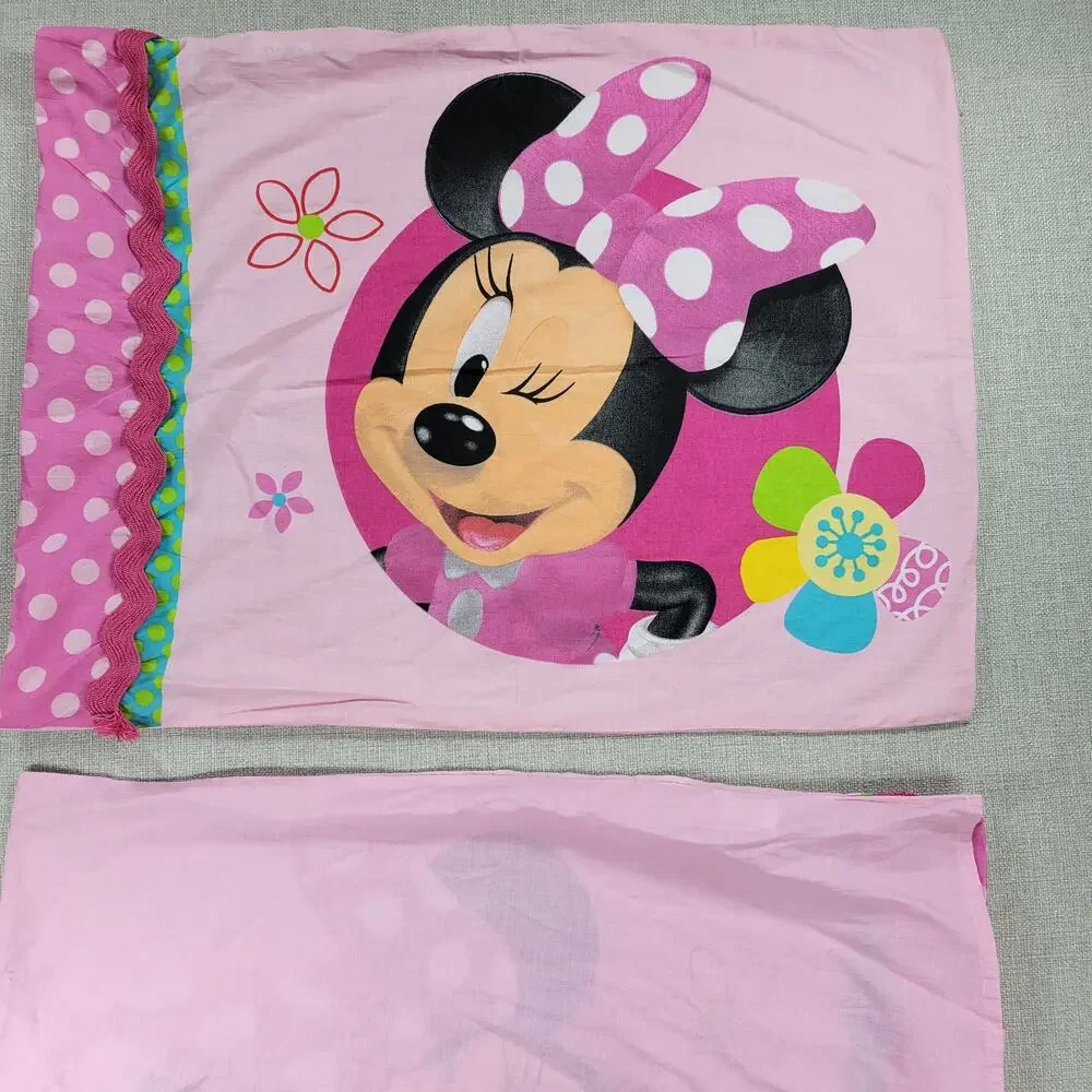 Disney Minnie Mouse Pillowcases Standard Pink Bow-tique Crochet Trim Set of 2
